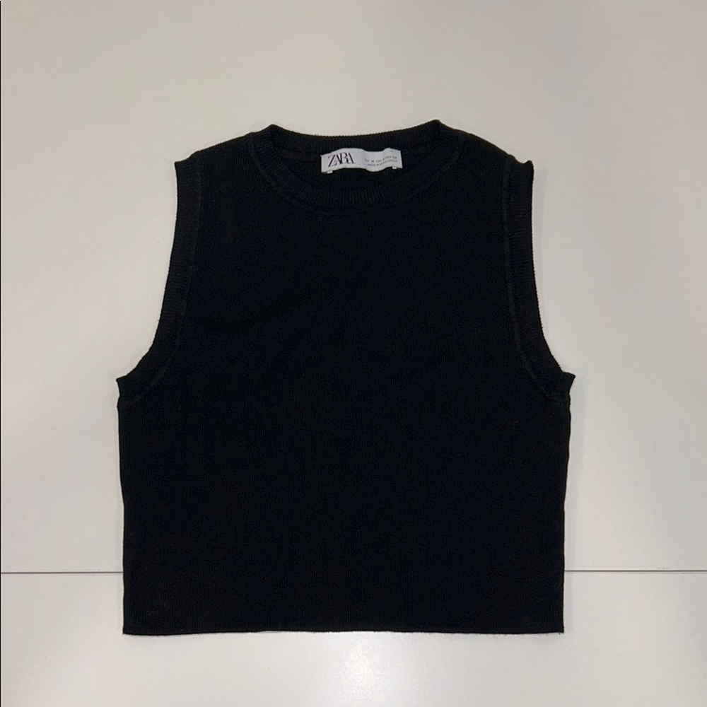 Zara Classic Black Ribbed Sleeveless Cropped Top